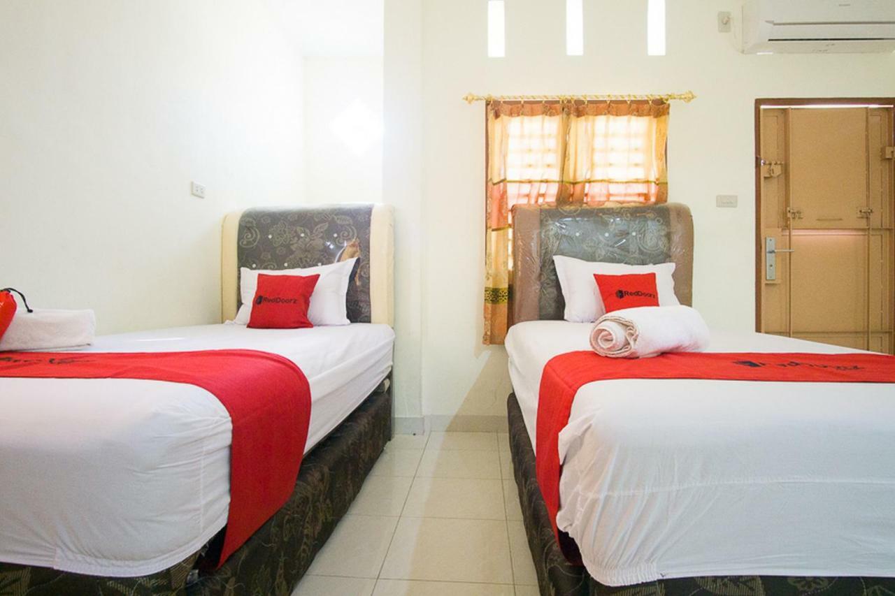 Reddoorz @ Pematangsiantar 2 Hotel Ngoại thất bức ảnh